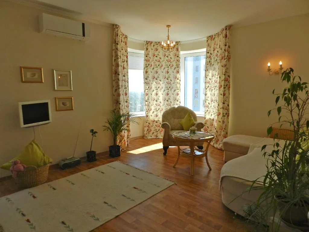 Ap-Rent Osokorky Apartments Kiev